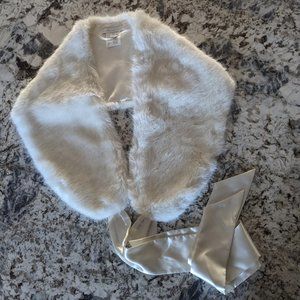 David's Bridal Faux Fur Wrap